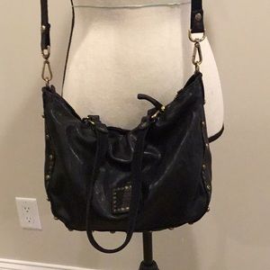 100% leather handbag made in Italy.